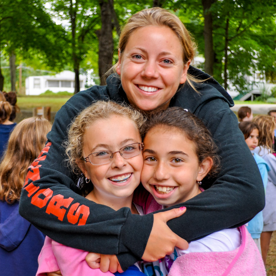 3-girls-hugging